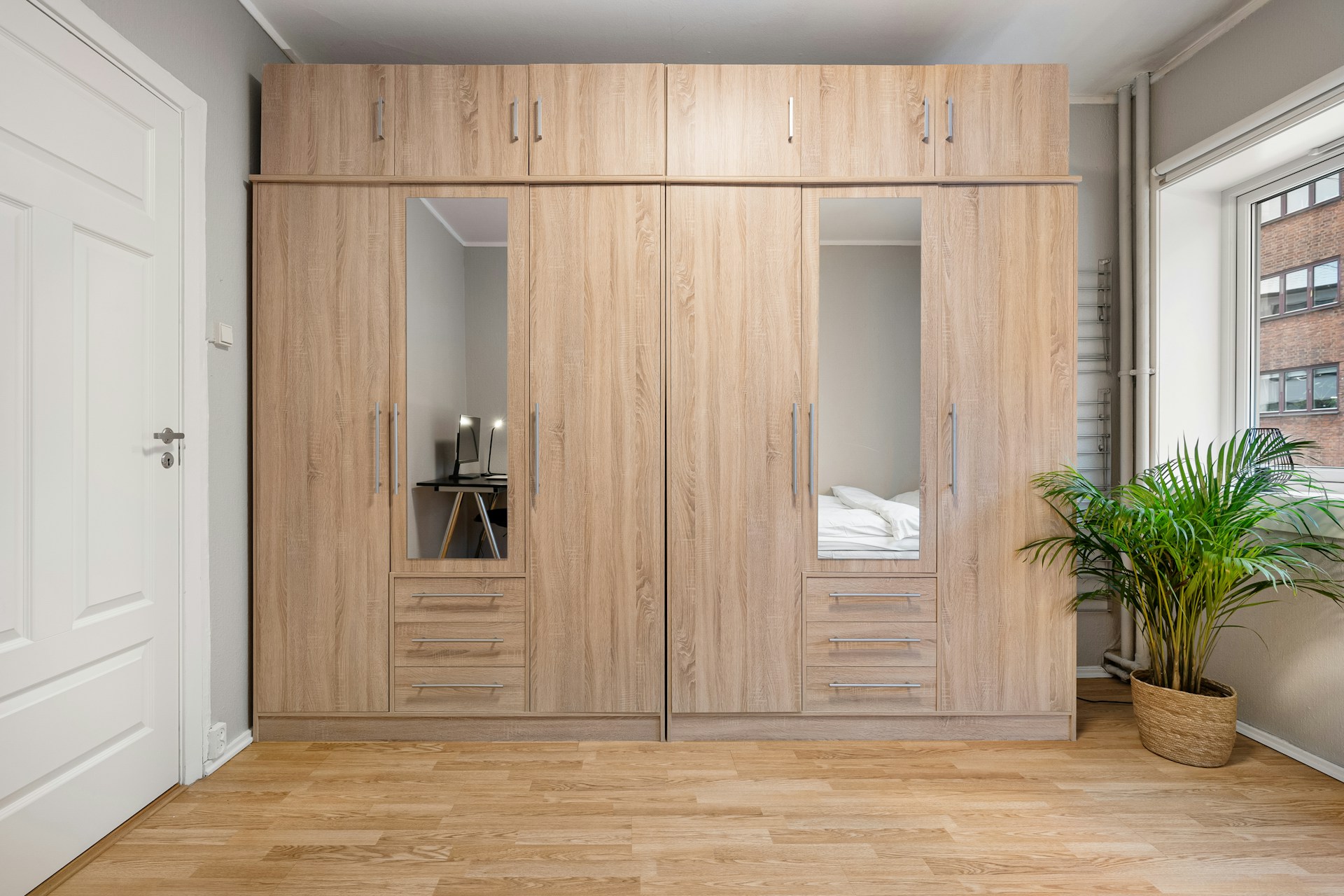 Fitted wardrobe with open shelving, hanging rail and drawer units, Prime Finish